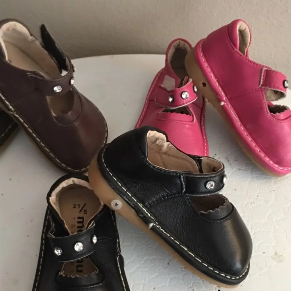 3 Pair Of MOOSHU Squeaky Shoes Size 5